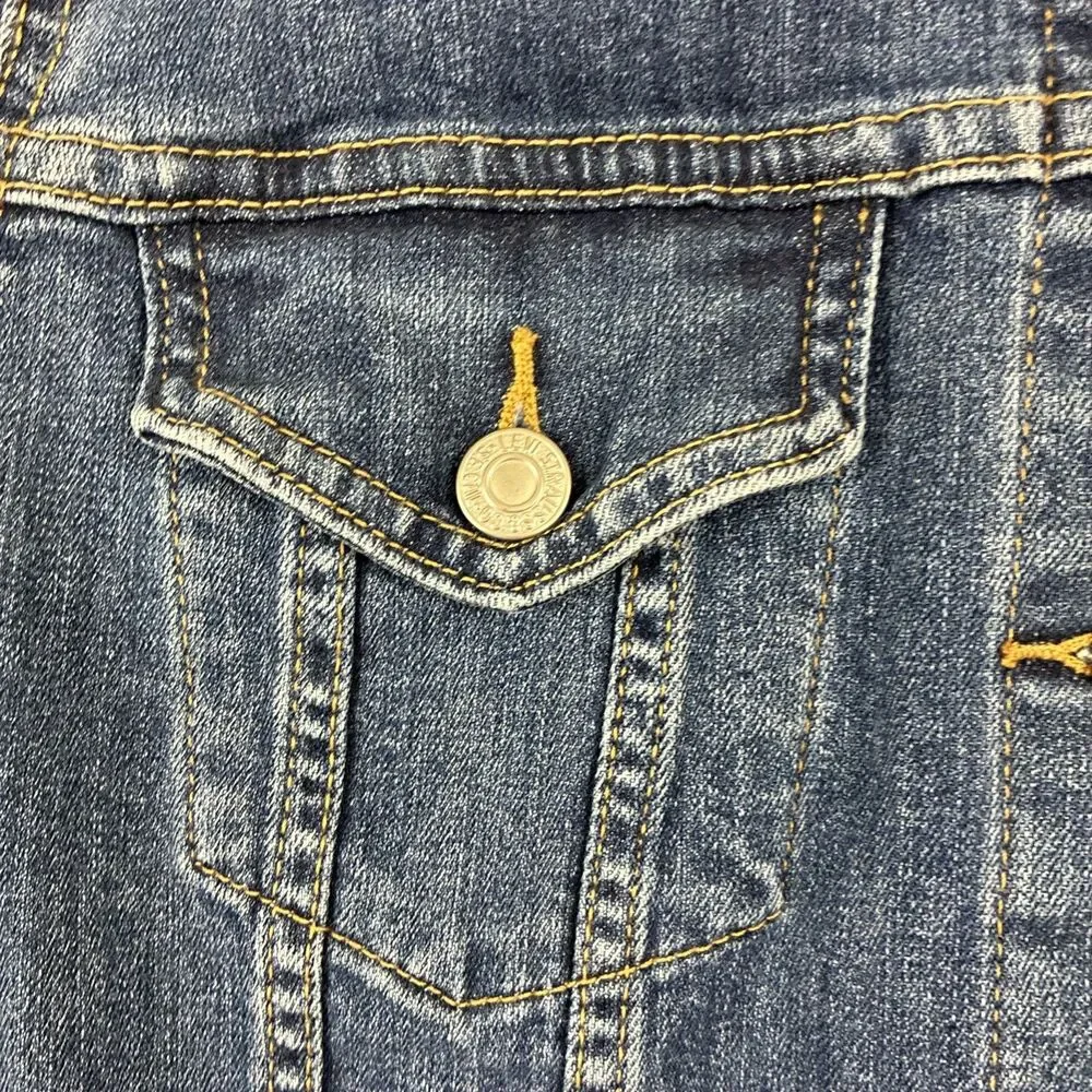 Women’s Levi Trucker  Classic Denim Jean Jacket Size XL